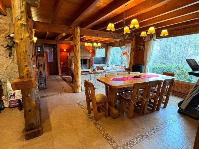 Casa 4 ambientes en Oasis Alto