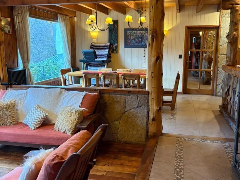 Casa 4 ambientes en Oasis Alto