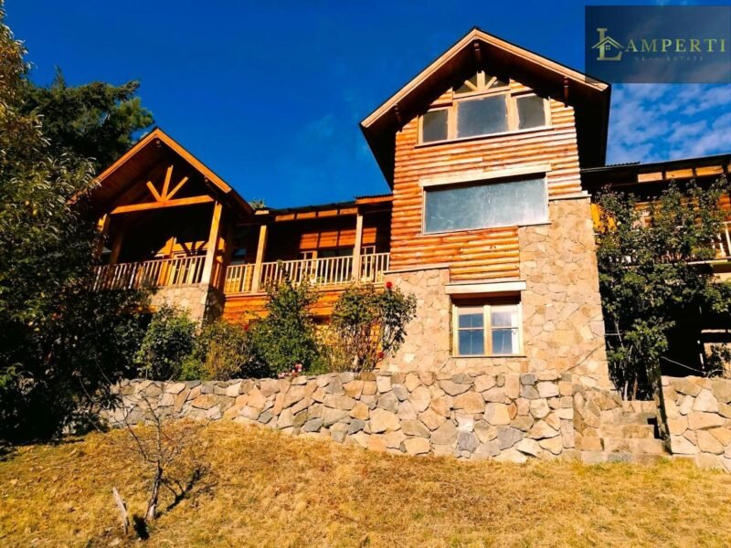 Local - San Martin De Los Andes
